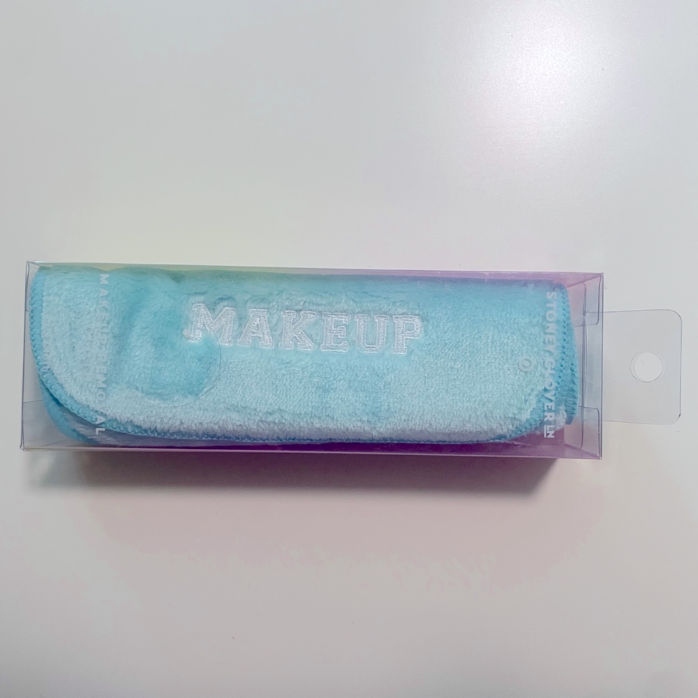 🩵Baby Blue Stoney Clover Makeup Towel